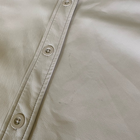 Aritzia Babaton Vegan Leather Frances Short Sleeve Button Up in Sand White - Picture 11 of 11